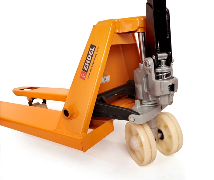 AC SERIES HAND PALLET TRUCKS - Image 2