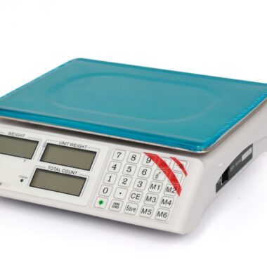 High precision digital counting scale with LED display, durable ABS housing, and rechargeable battery for industrial use